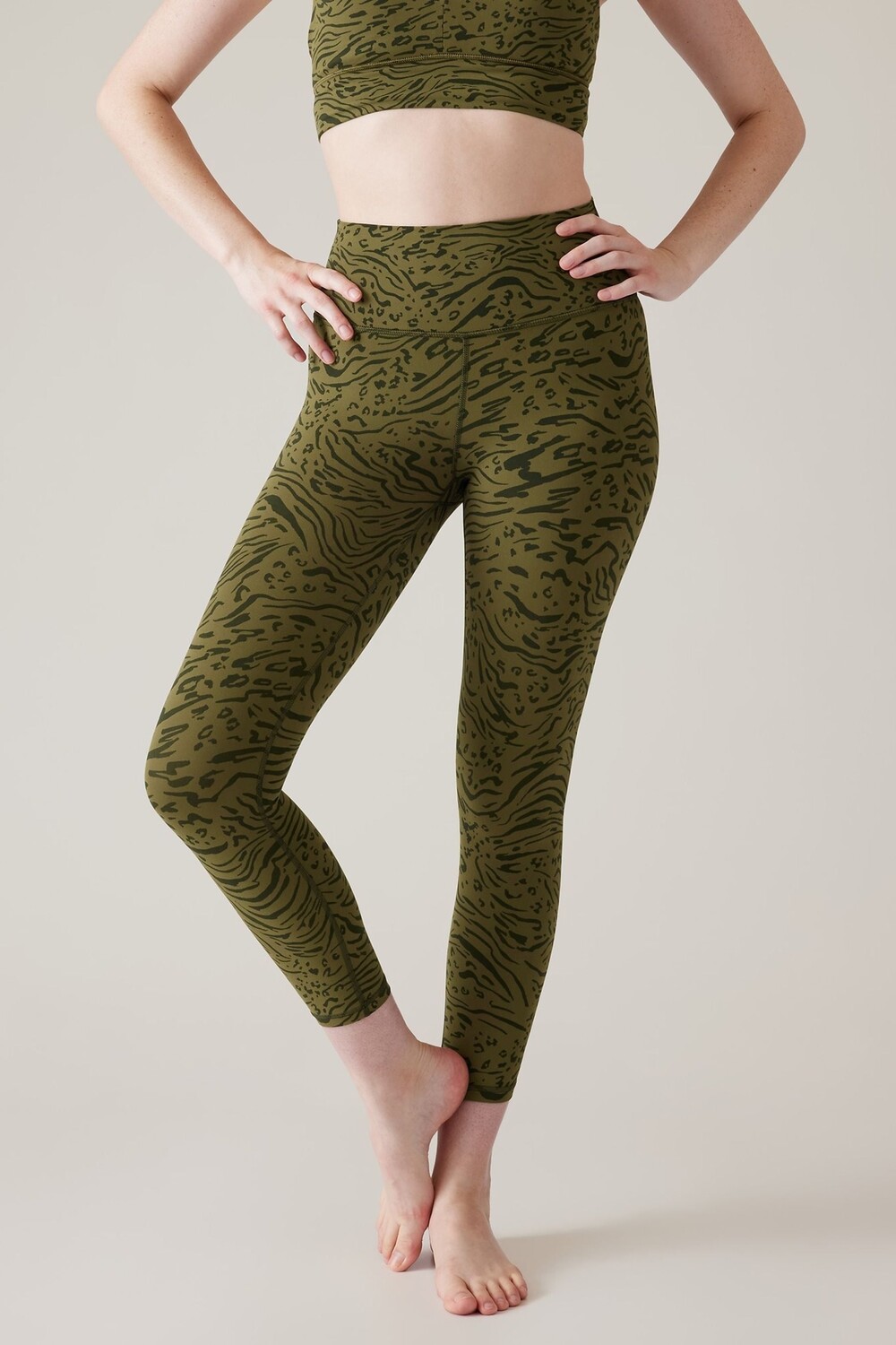 

Леггинсы Transcend 7/8 Athleta, зеленый