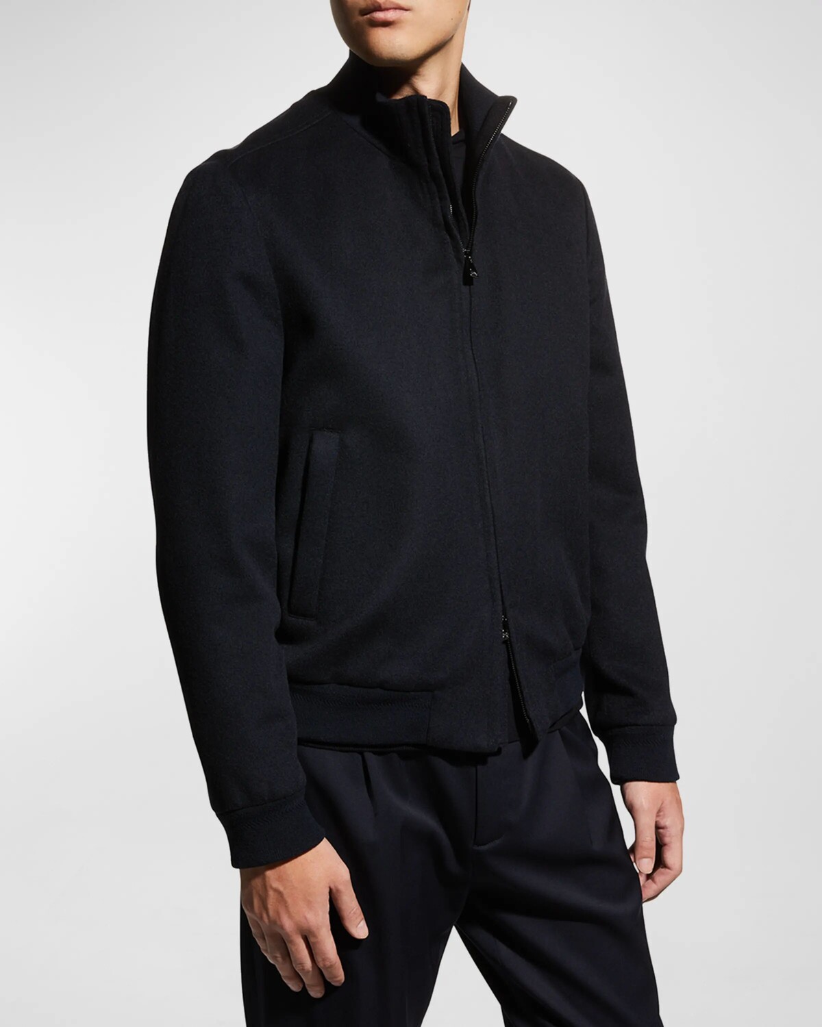 

Мужской кашемировый бомбер Corneliani, цвет Dark Blue Solid