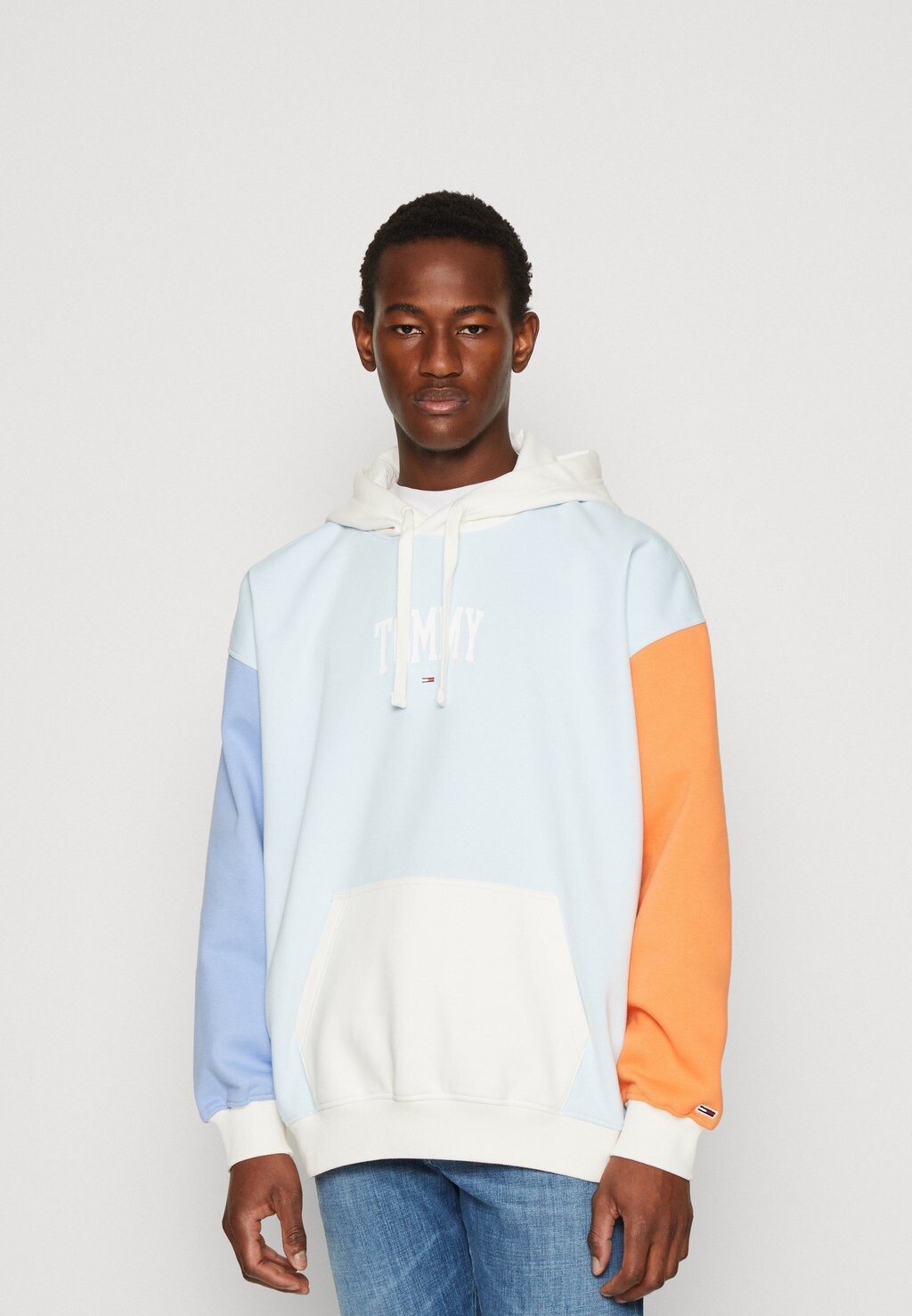 

Толстовка Tommy Jeans