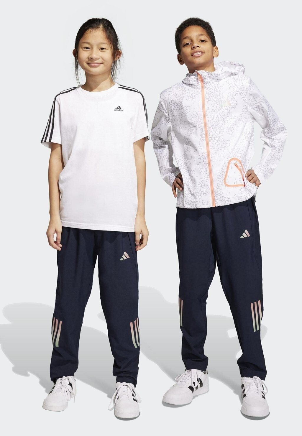 

Брюки для бега AEROREADY adidas Sportswear, цвет legend ink reflective silver