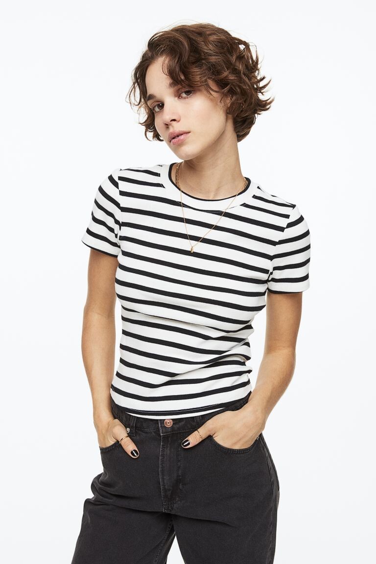 

Хлопковый приталенный топ H&M