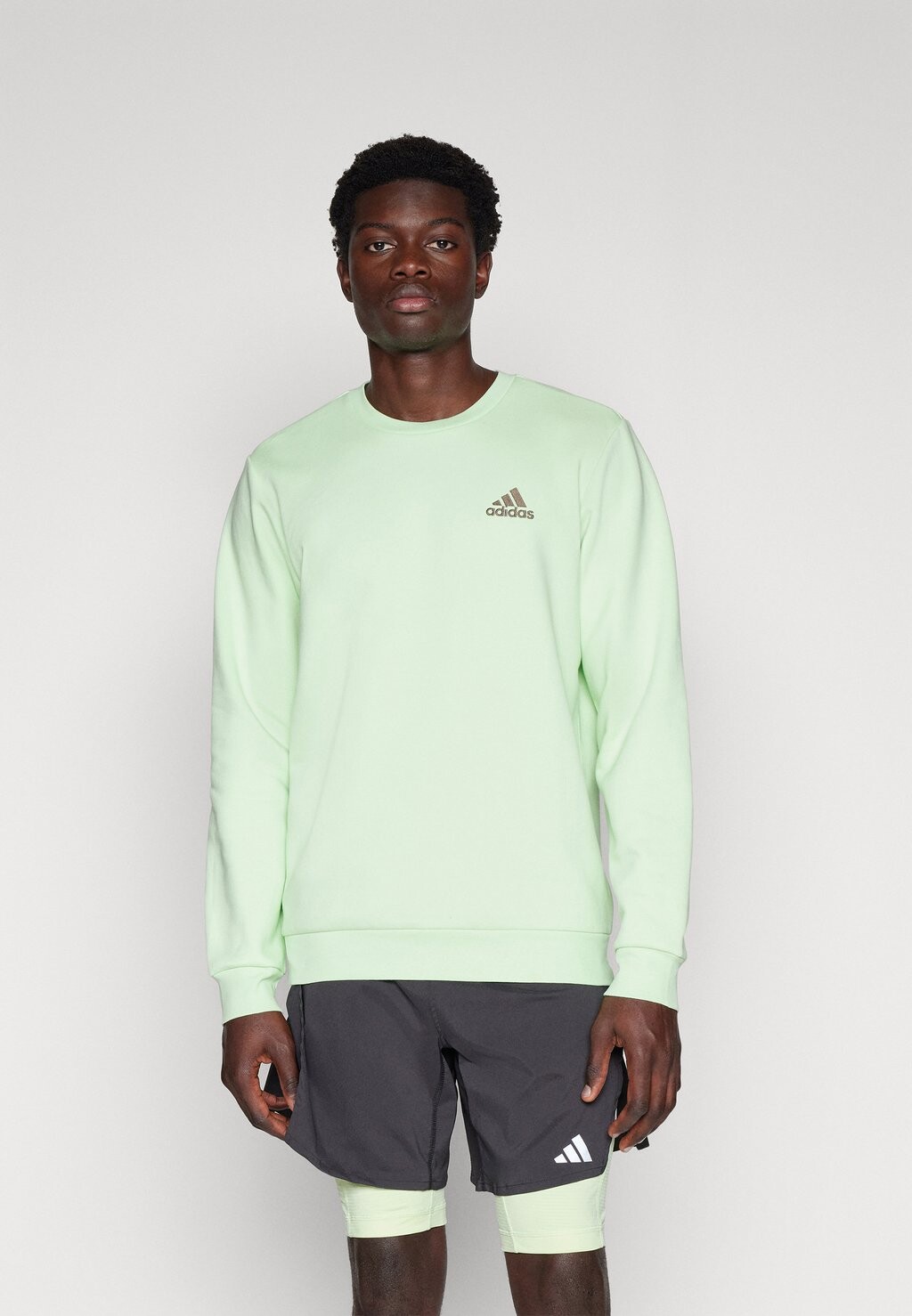 

Толстовка ESSENTIALS adidas Sportswear, цвет semi green spark