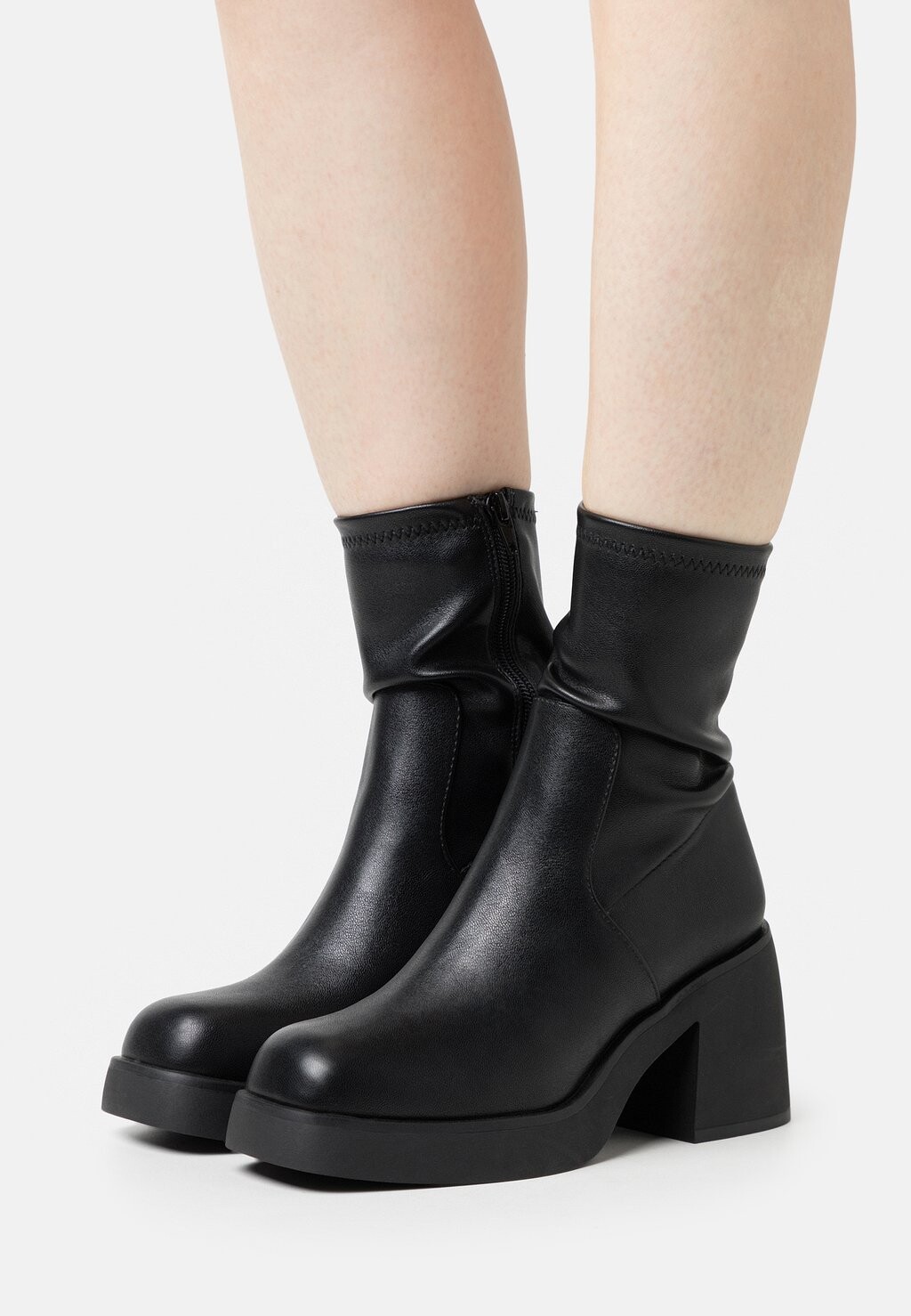

Ботильоны на платформе ALDO, черный