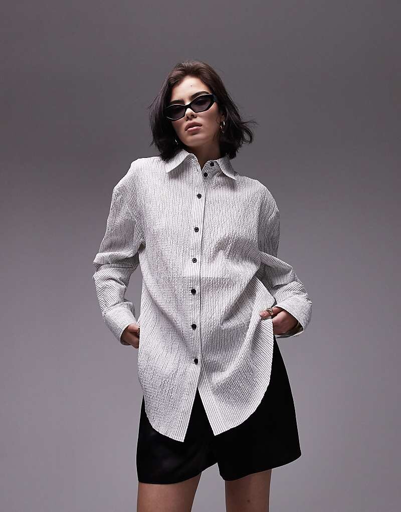 

Topshop 2013 Рубашка из жатого хлопка в бело-черную полоску со складками на спине