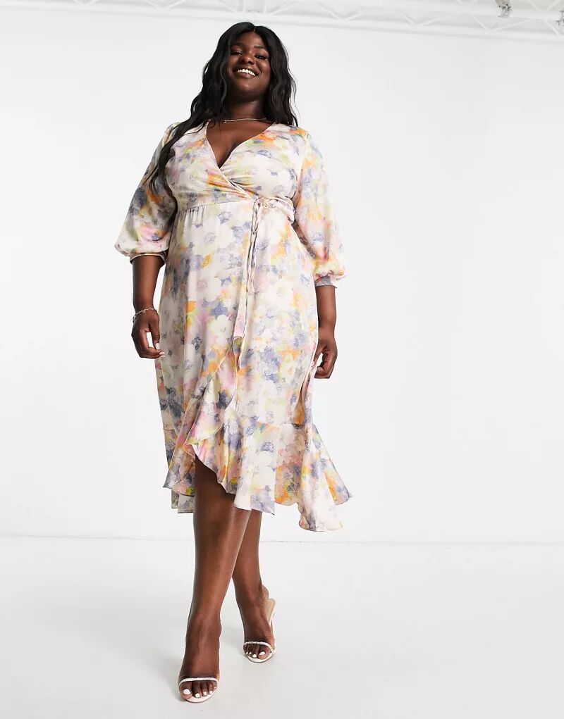 Атласное платье миди с объемными рукавами и запахом Liquorish Plus с мягким пастельным цветочным принтом фото