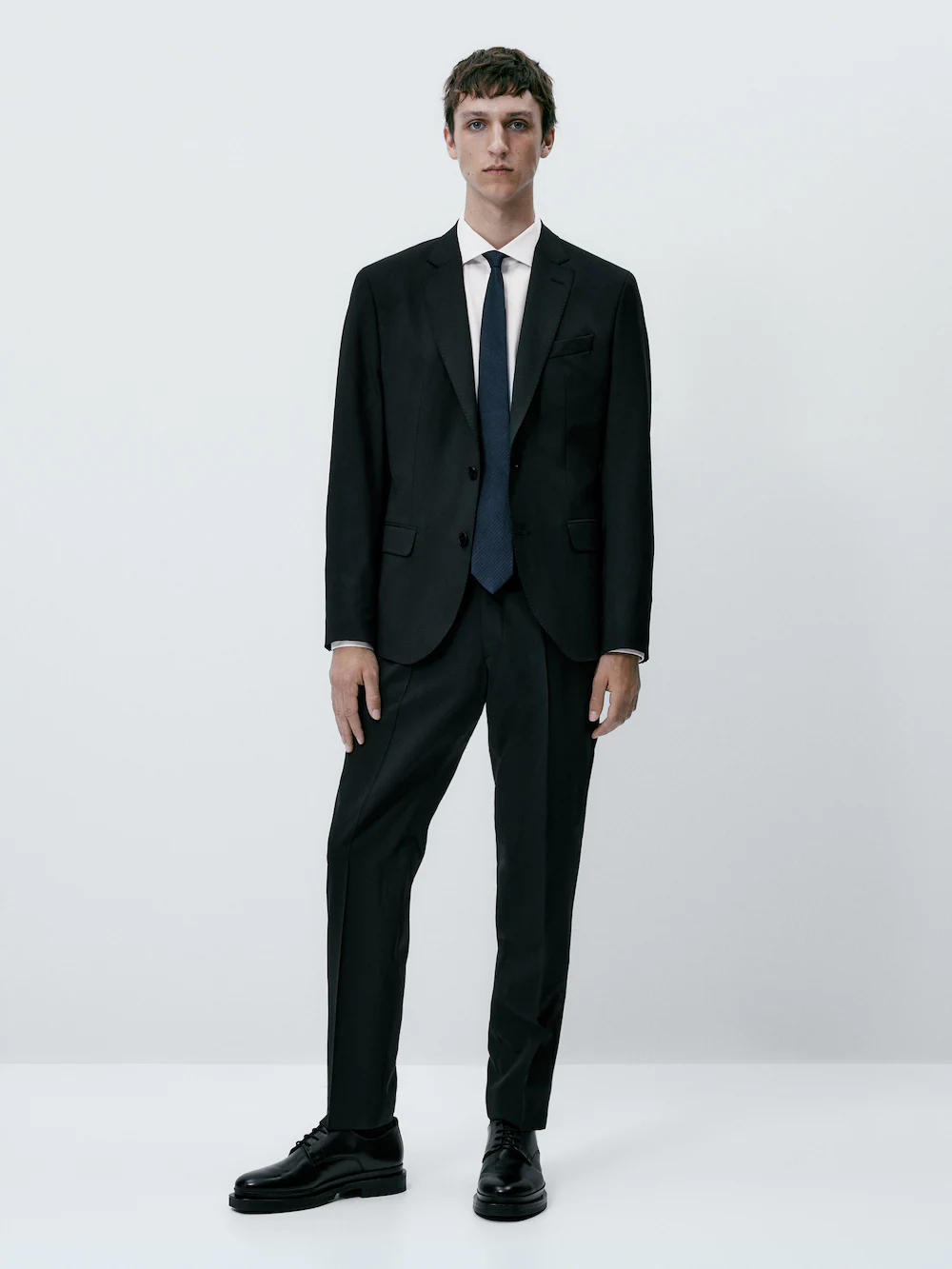

Рубашка обычного кроя из текстурированной рубашки с двойными манжетами Massimo Dutti, белый