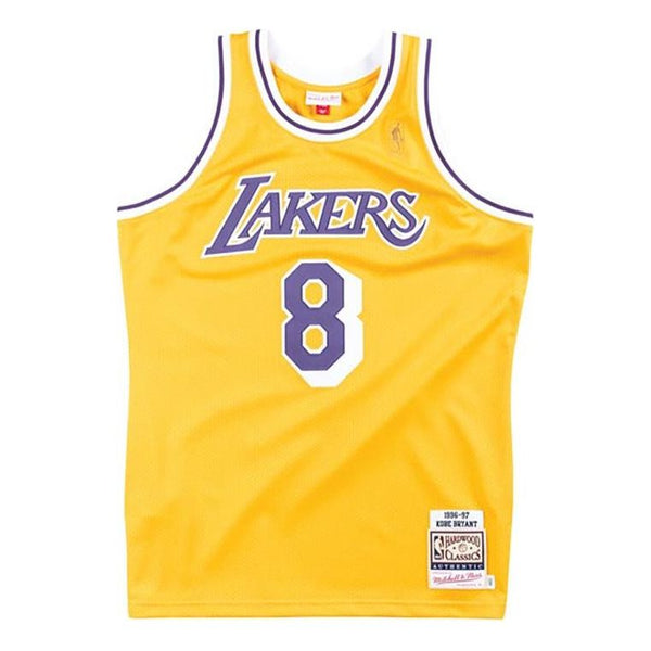 Майка Mitchell & Ness NBA Authentic Jersey 'Los Angeles Lakers - Kobe Bryant 1996-97', желтый nba los angeles lakers 24 kobe bryant basketball jersey commemorative edition retro swingman jersey men s stitched vest jerseys