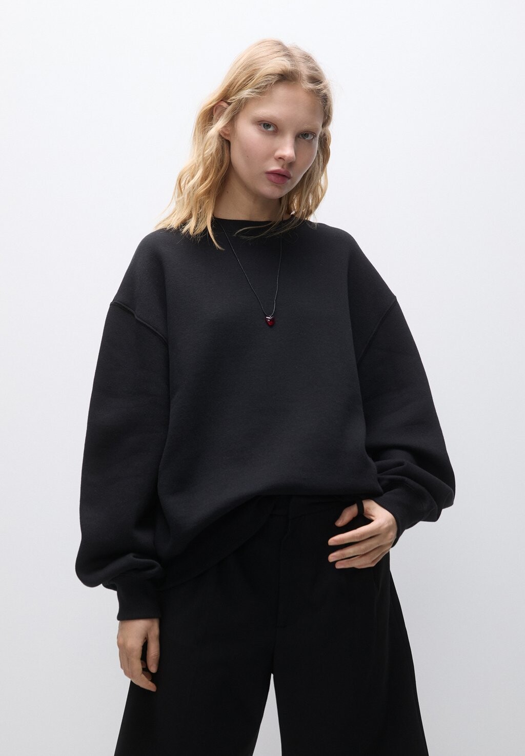 Толстовка OVERSIZE PULL&BEAR, цвет black