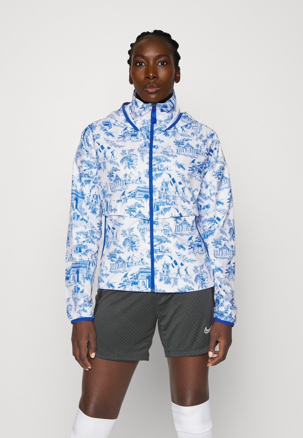 

Спортивная куртка Nike, белый