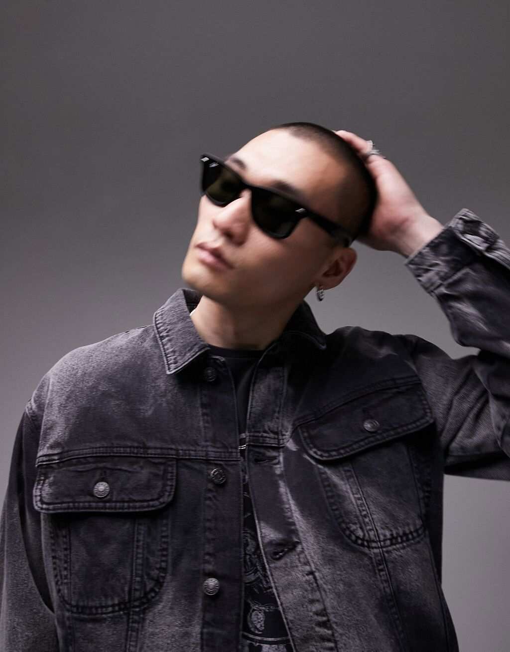 

Черная джинсовая куртка оверсайз с прострочкой по всей поверхности Topman, Черный