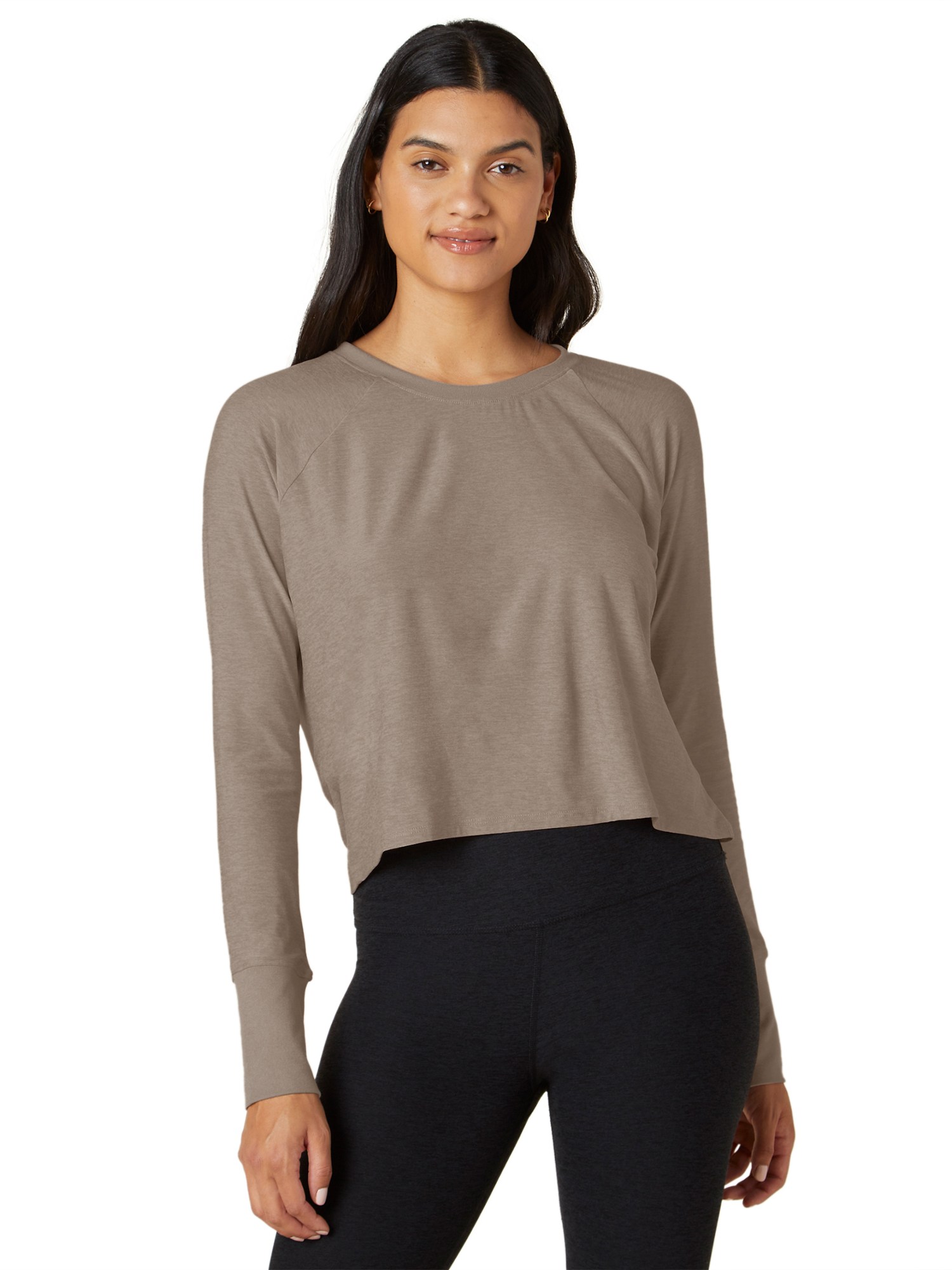 Пуловерная рубашка Daydreamer — женская Beyond Yoga, хаки пуловер beyond yoga good company crew pullover цвет pistachio ice