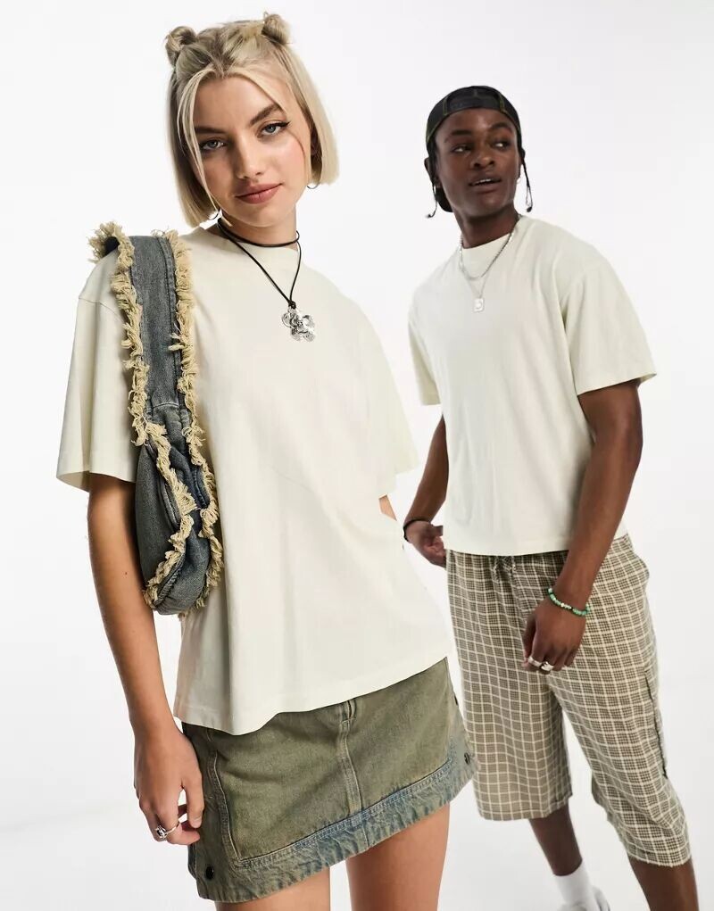

Бежевая футболка унисекс Reclaimed Vintage