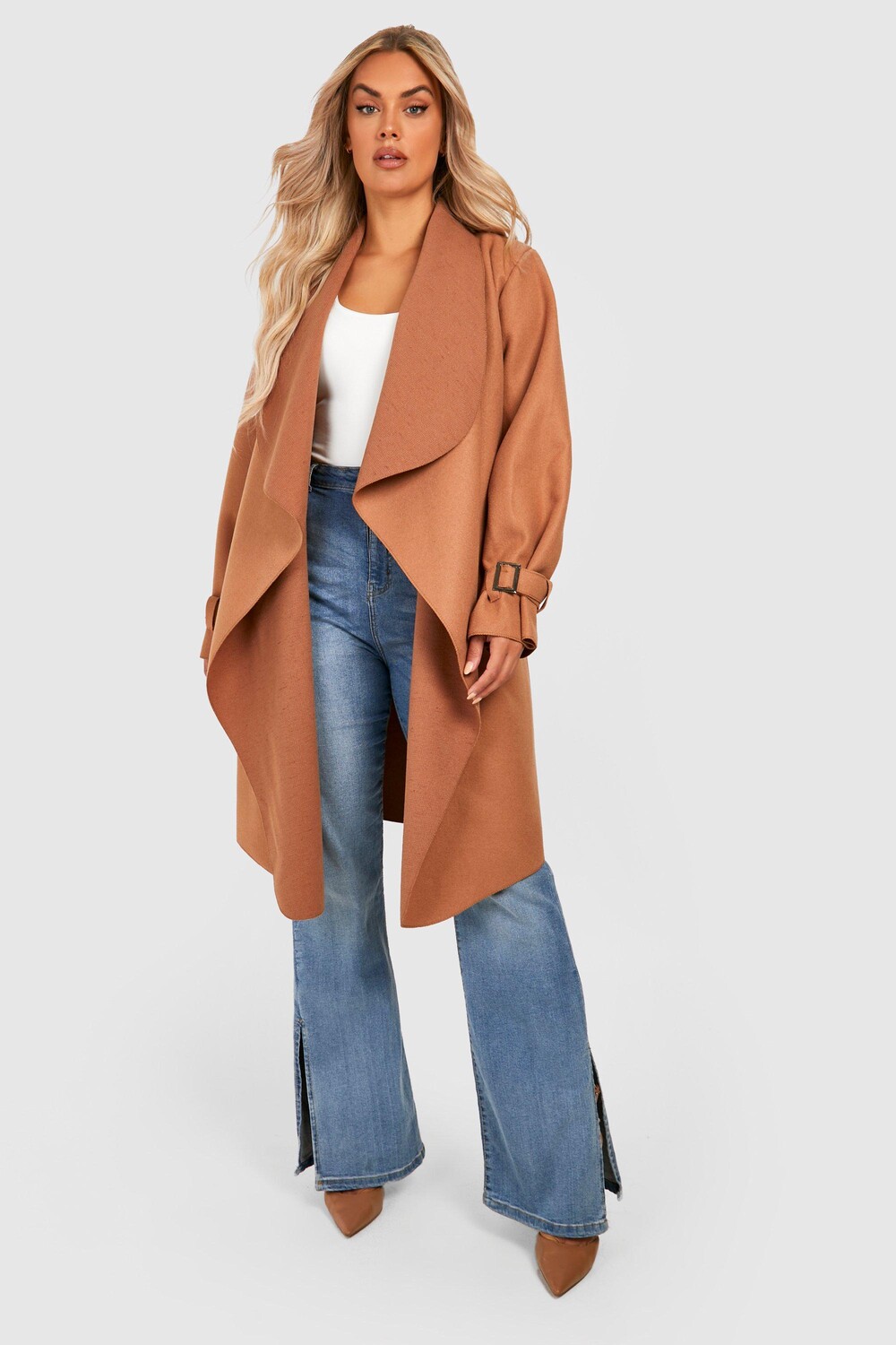 

Длинное пальто plus waterfad Boohoo, кэмел