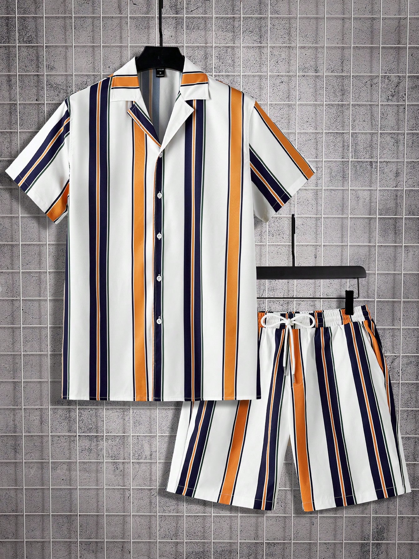 Мужской комплект из рубашки и шорт в полоску контрастного цвета Manfinity Chillmode, многоцветный