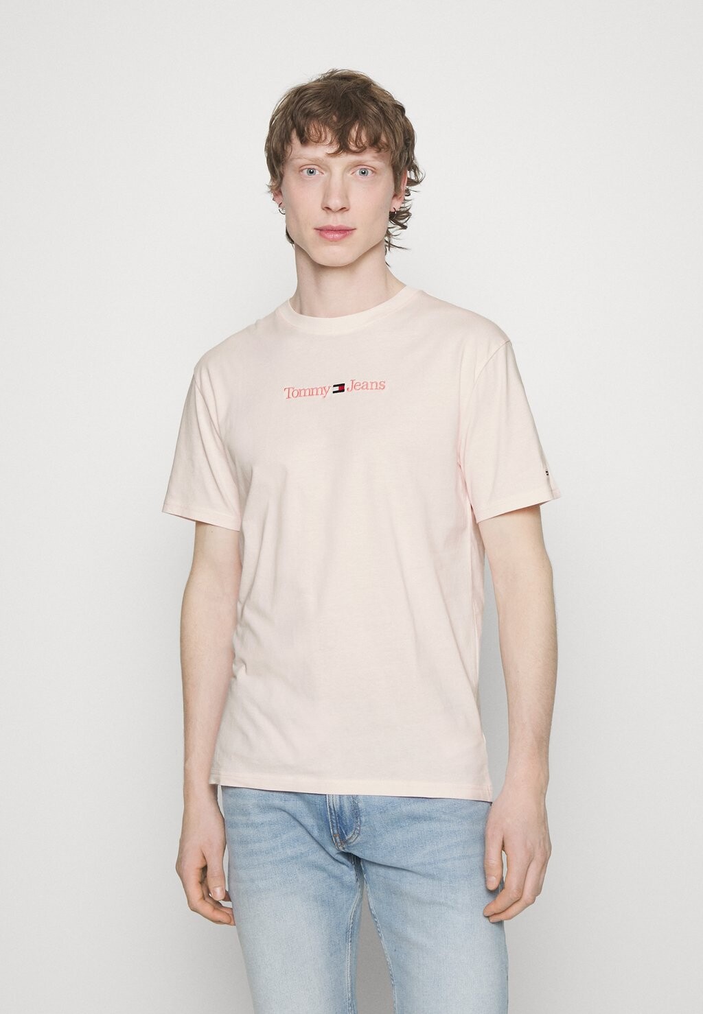 

Футболка с принтом SMALL TEXT TEE Tommy Jeans, бледно-розовый