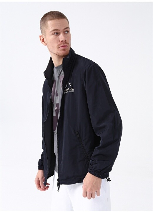 

Темно-сине-серая мужская куртка Armani Exchange