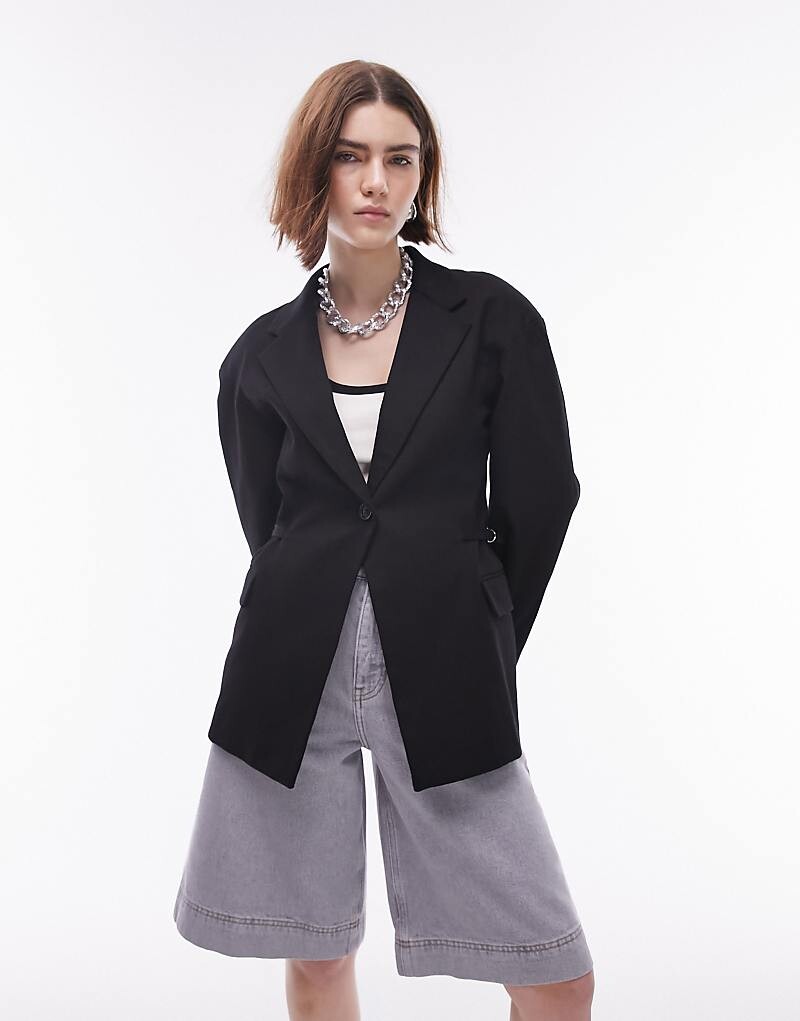 

Topshop — черный саржевый пиджак с боковой пряжкой