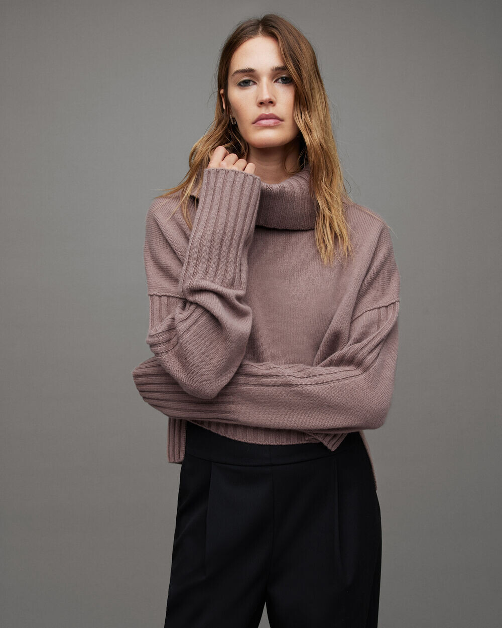 

Свитер Akira из переработанного кашемира AllSaints, норка розовая, Розовый