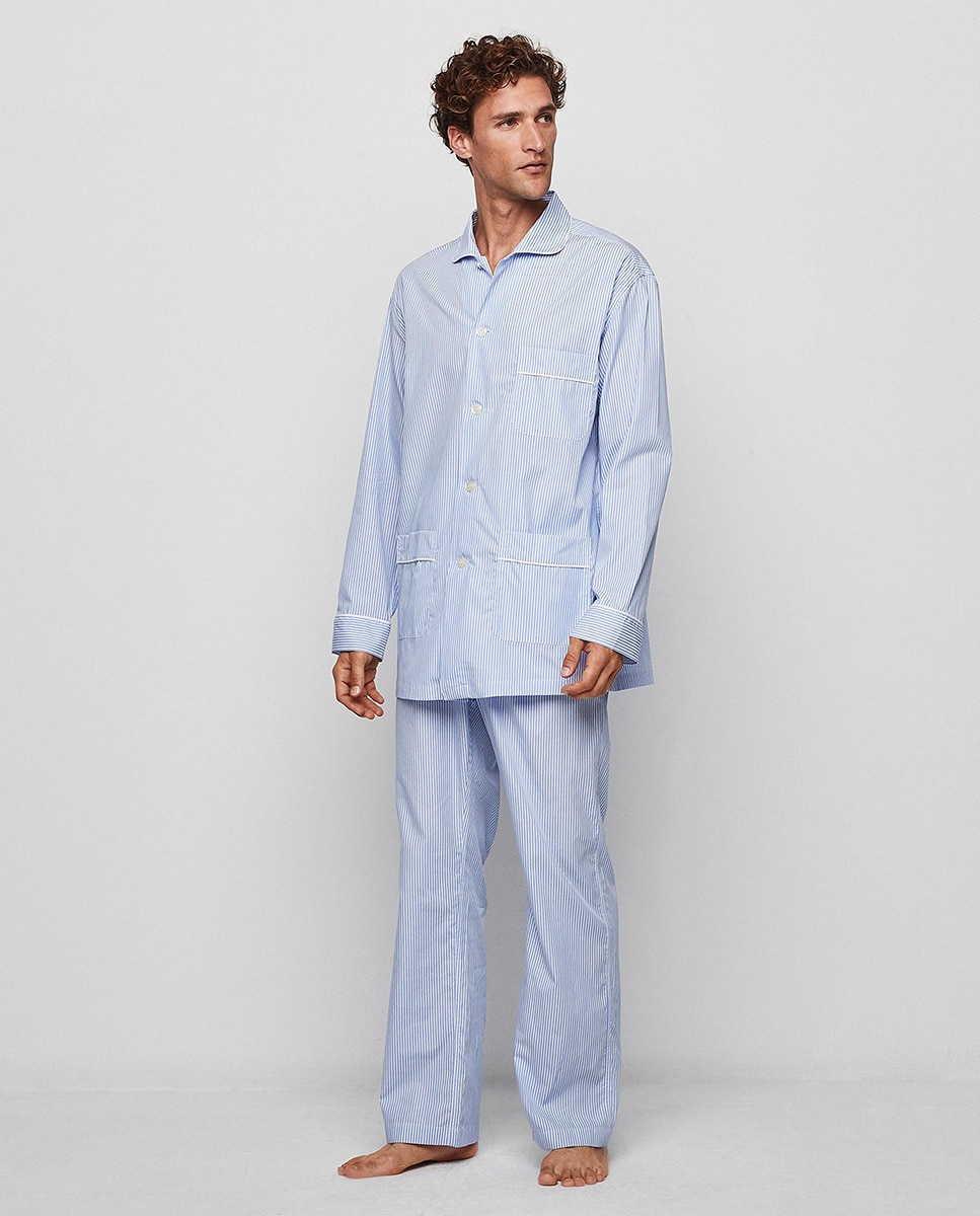 цена Мужская длинная пижама Mirto из ткани синего цвета Mirto, светло-синий