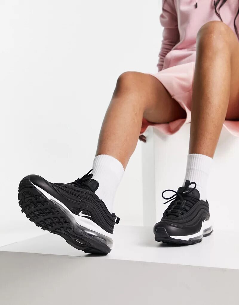

Черные кроссовки Nike Air Max 97