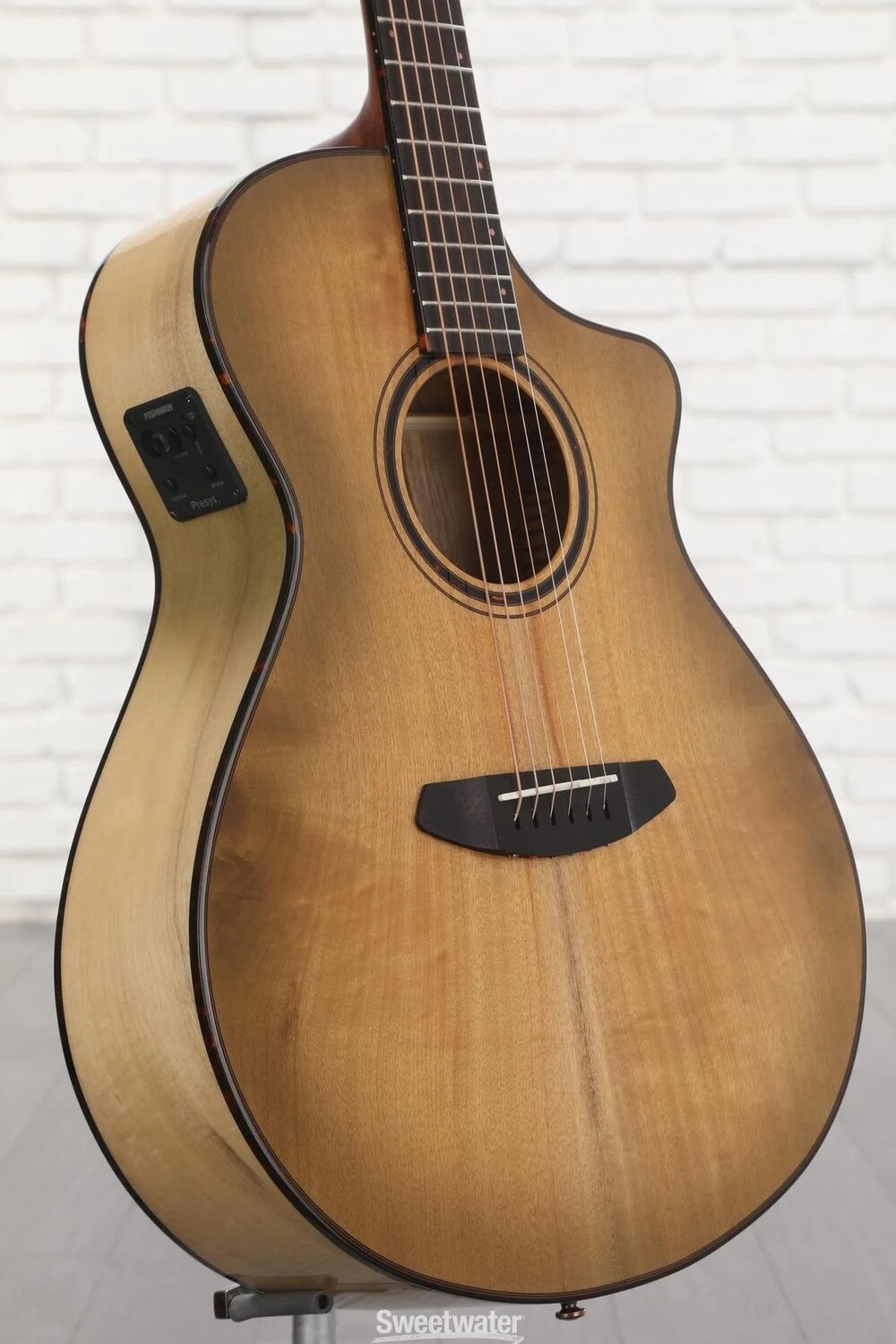 

Акустически-электрическая гитара Breedlove ECO Pursuit Exotic S Concert CE - Sweetgrass Myrtlewood