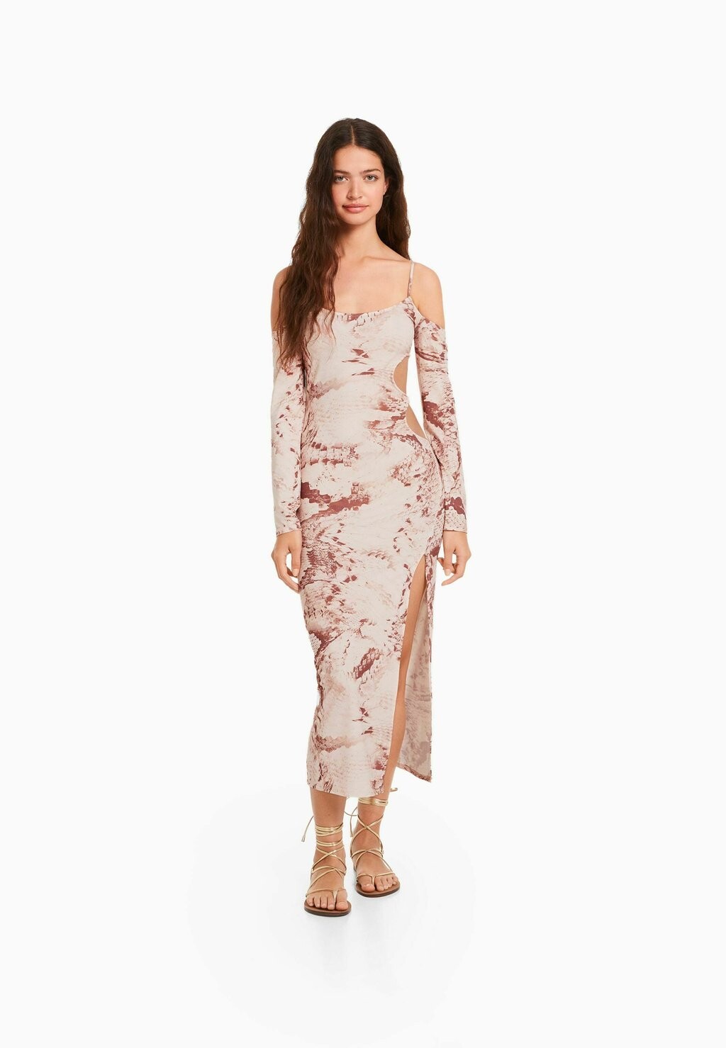 

Платье Bershka, темно коричневый