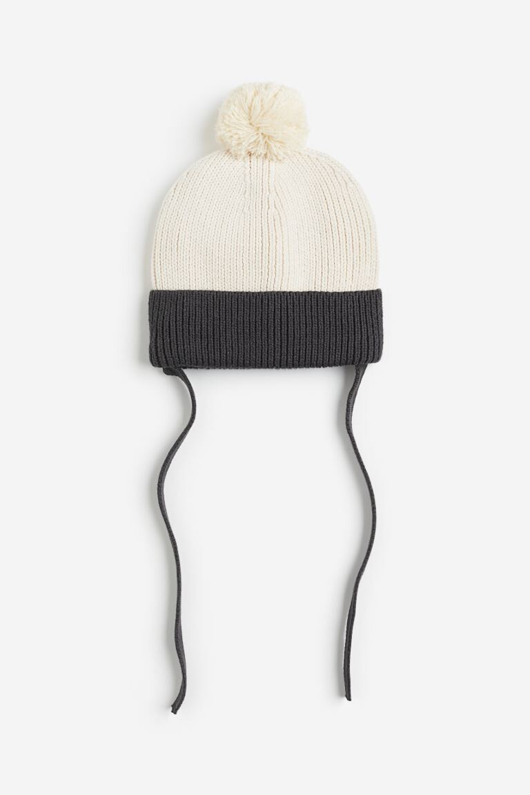 

Берет с помпоном H&M