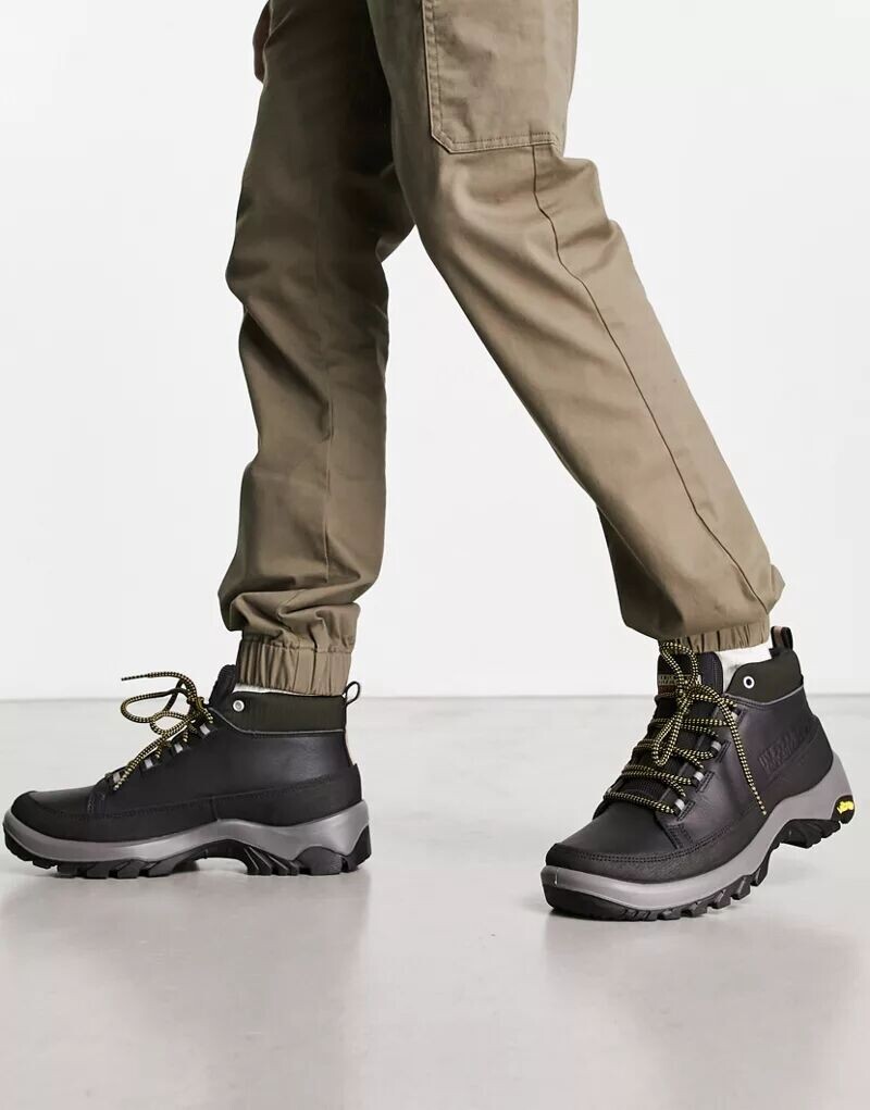 

Черные ботинки Napapijri Phlo на подошве Vibram