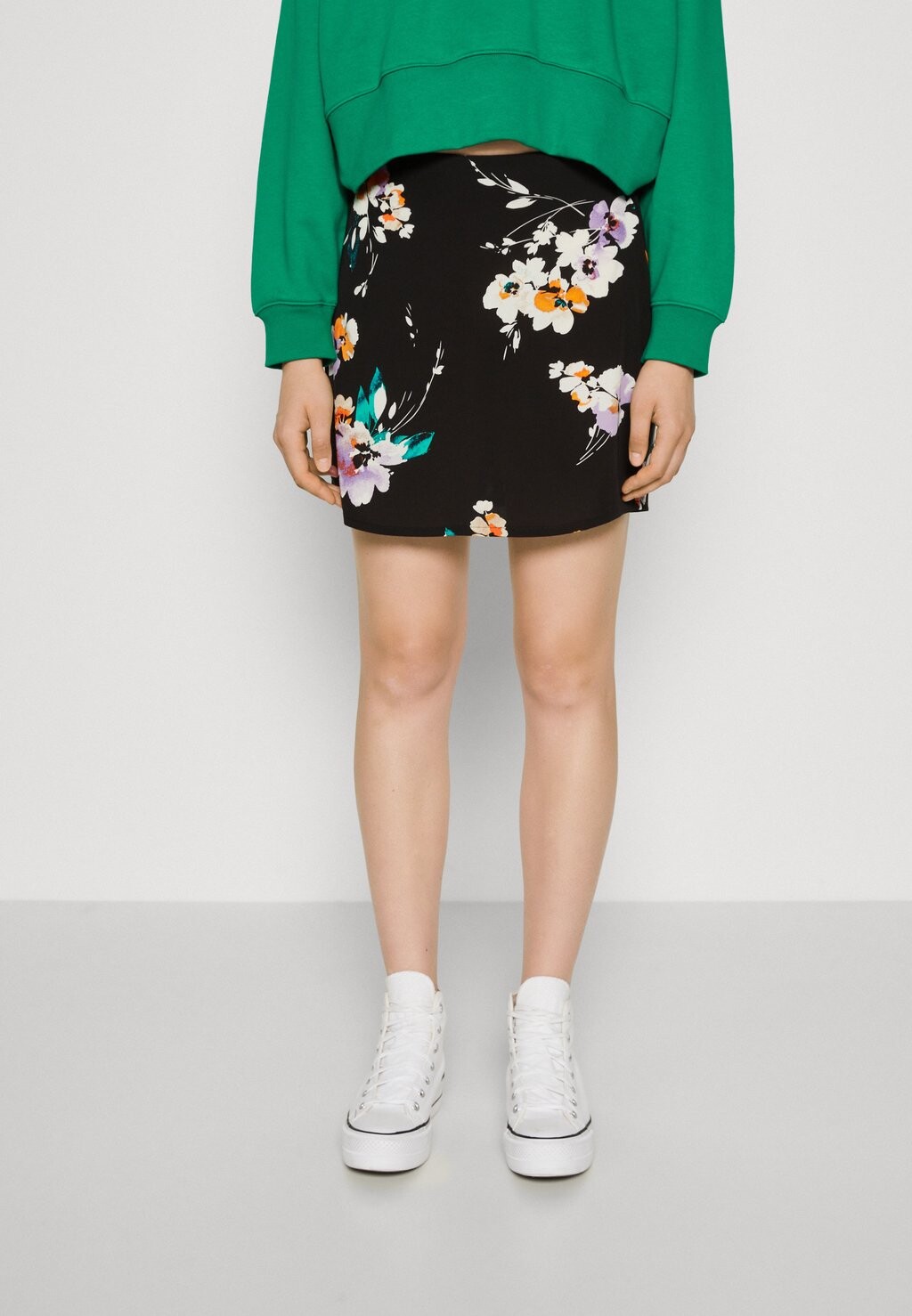 

Мини-юбка Vero Moda, черный