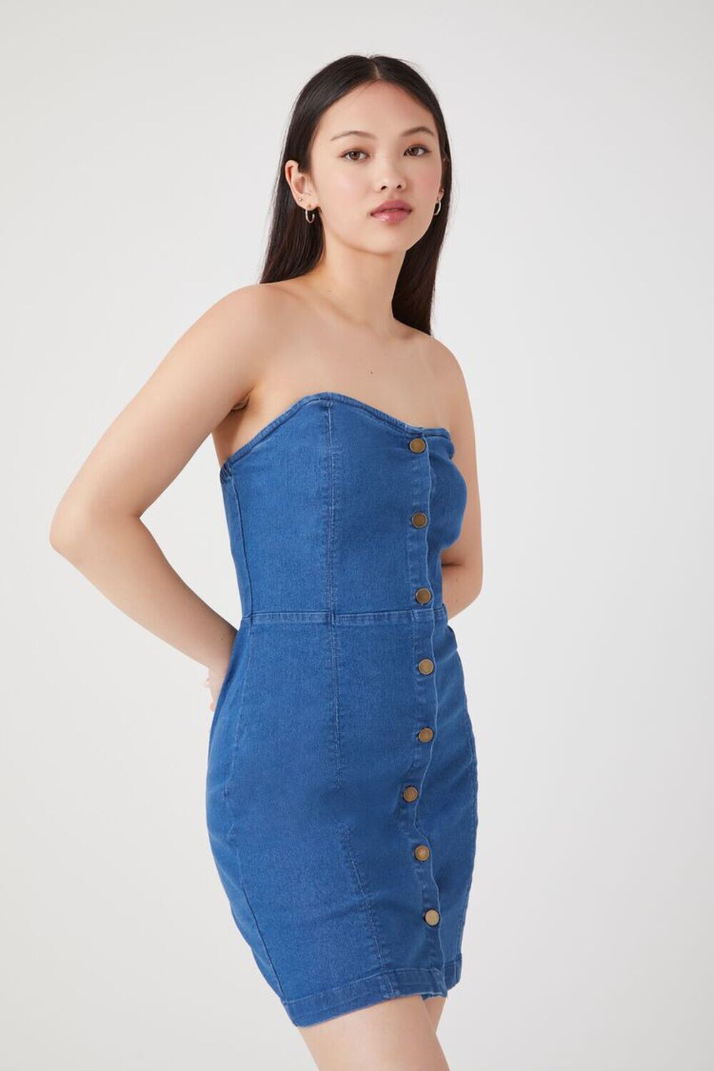 

Джинсовое мини-платье без рукавов Forever 21, синий