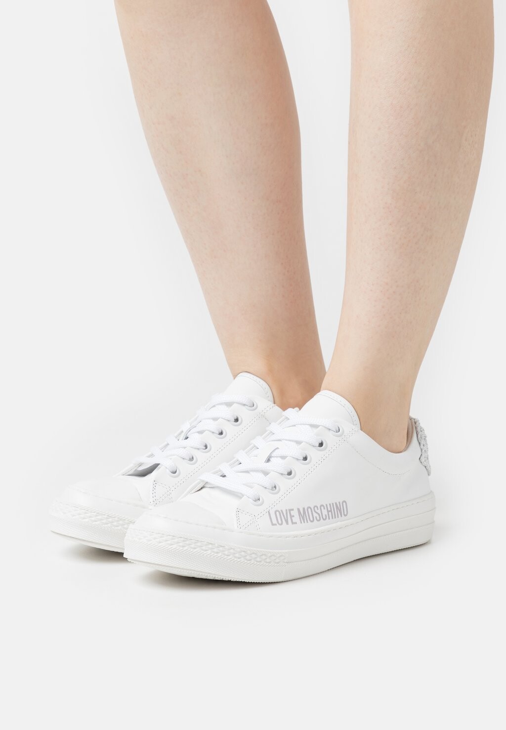 

Кроссовки Love Moschino