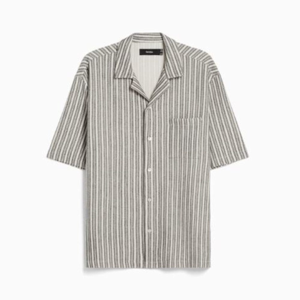 

Рубашка в стиле рустик в полоску с короткими рукавами Bershka Rustic Striped Short Sleeve, белый/черный