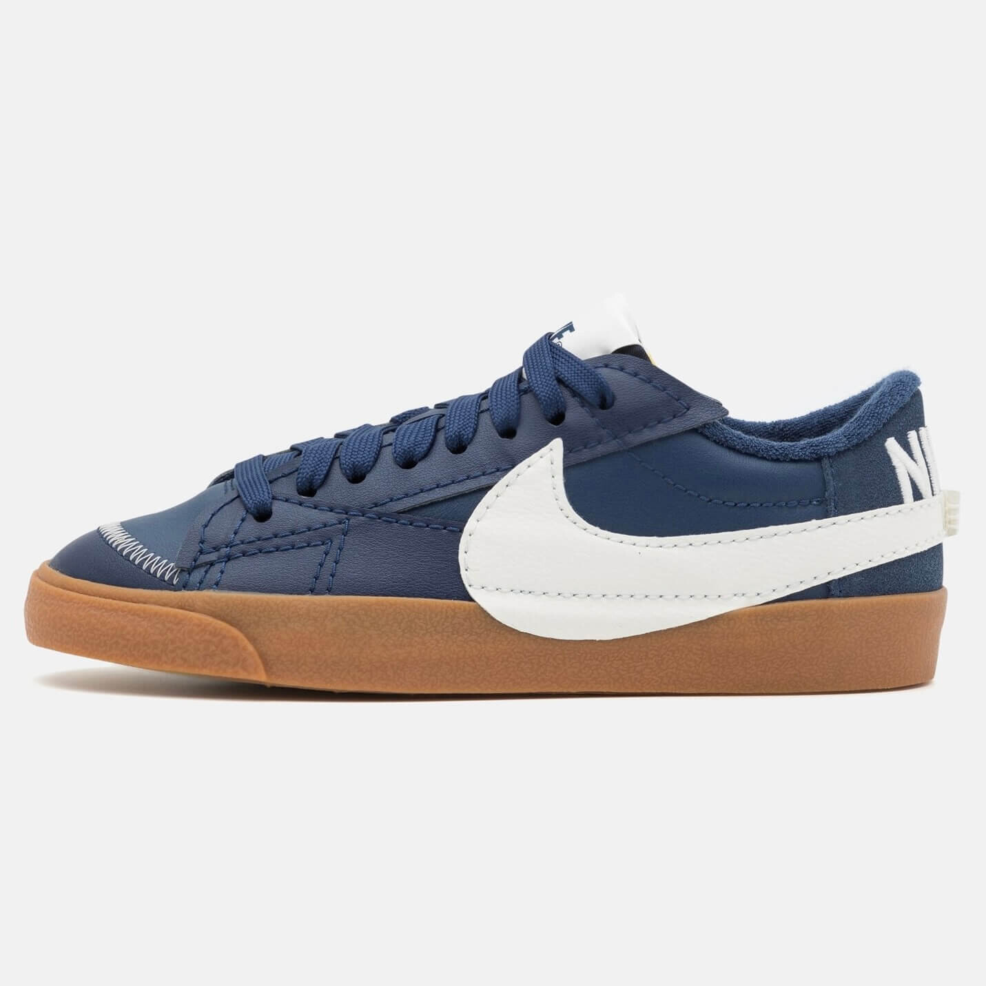 

Кроссовки Nike Blazer Low 77 Jumbo, темно-синий/белый/светло-коричневый