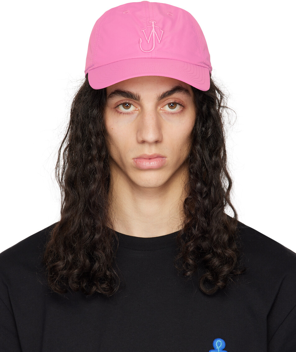 

Розовая кепка с вышивкой JW Anderson