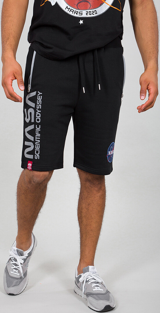 

Шорты Alpha Industries Odyssey, черные