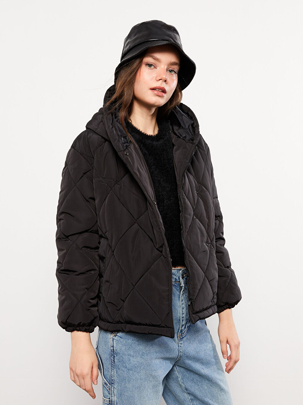 

Женский пуховик с капюшоном и стеганым узором с длинным рукавом LCW Casual