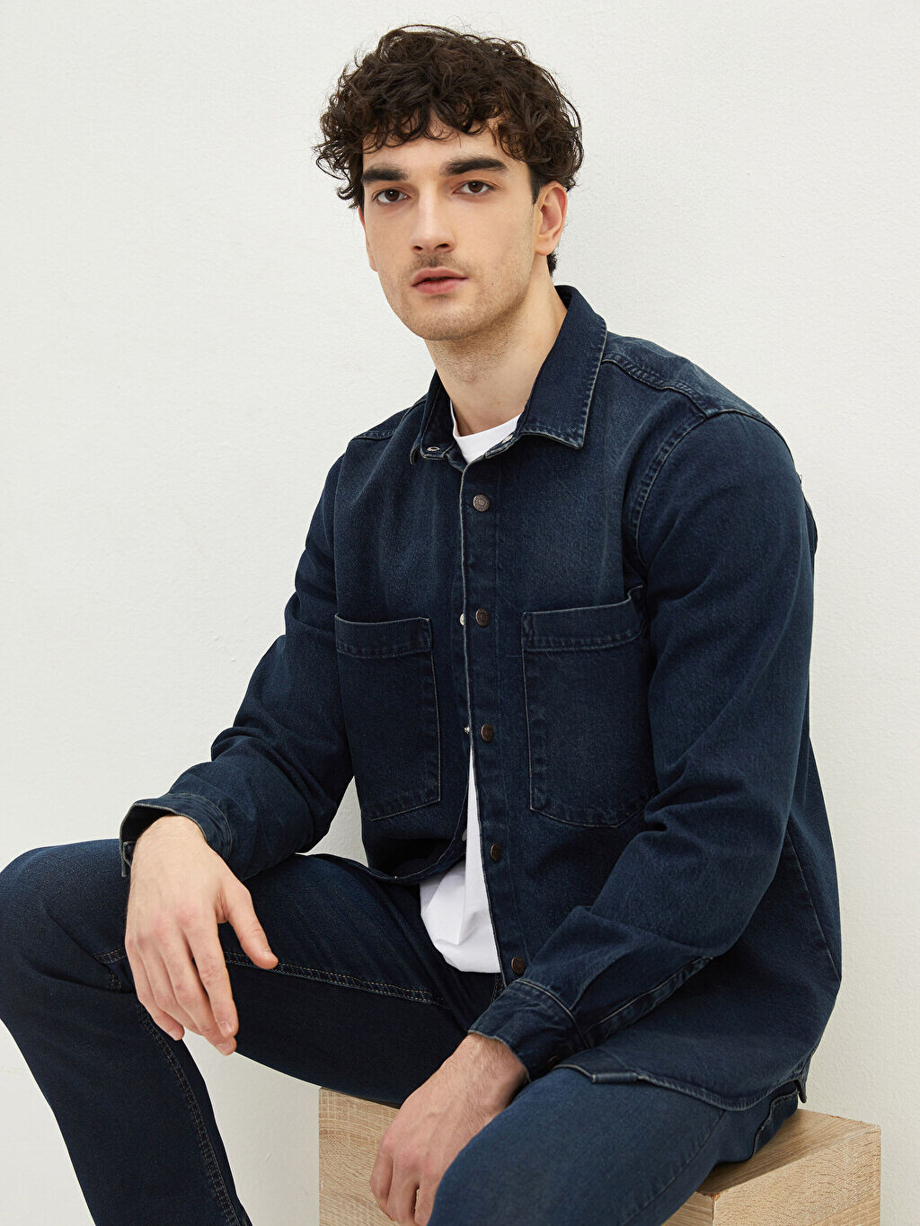 

Мужская джинсовая куртка стандартного кроя LCW Jeans