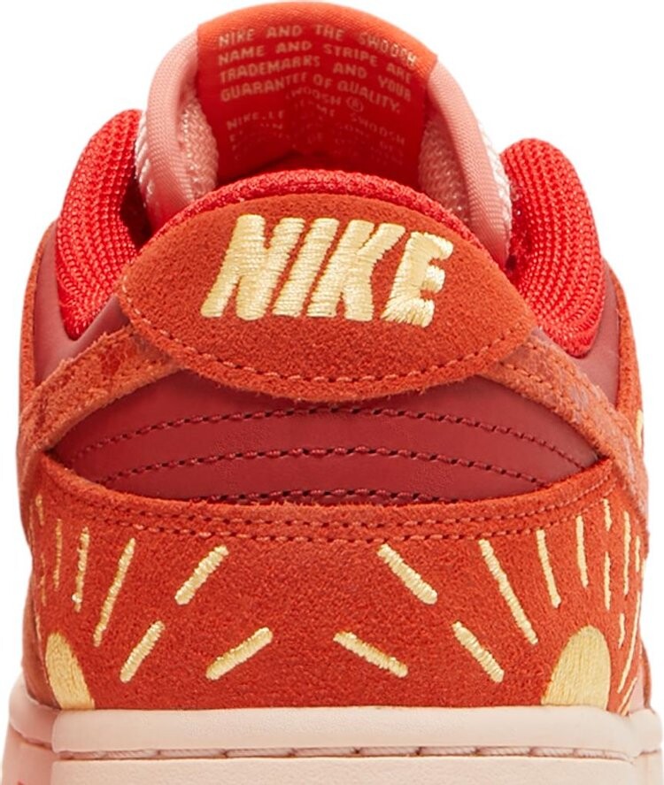 Nike court hotsell borough low camel