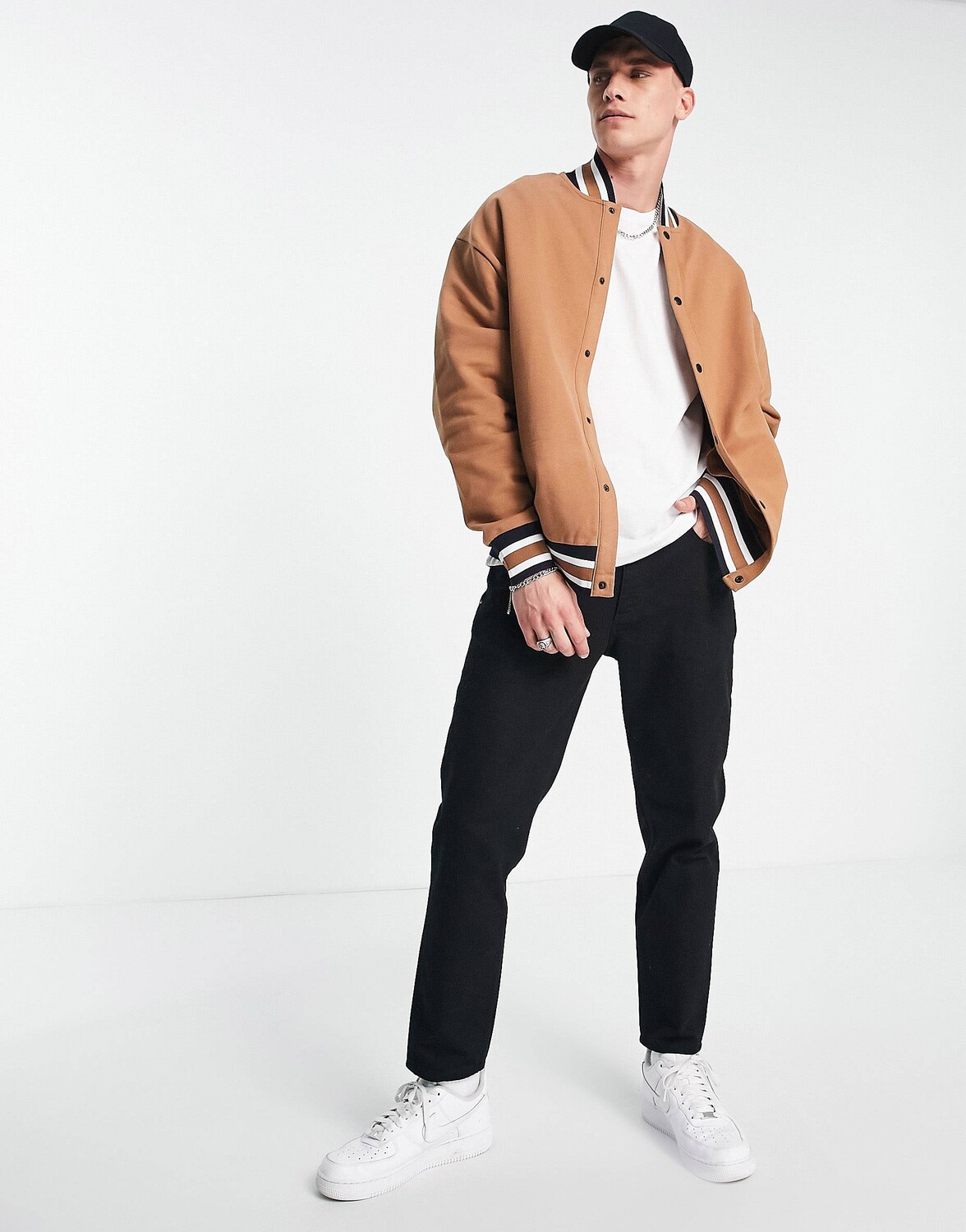 

Коричневый бомбер оверсайз из джерси с окантовкой ASOS DESIGN