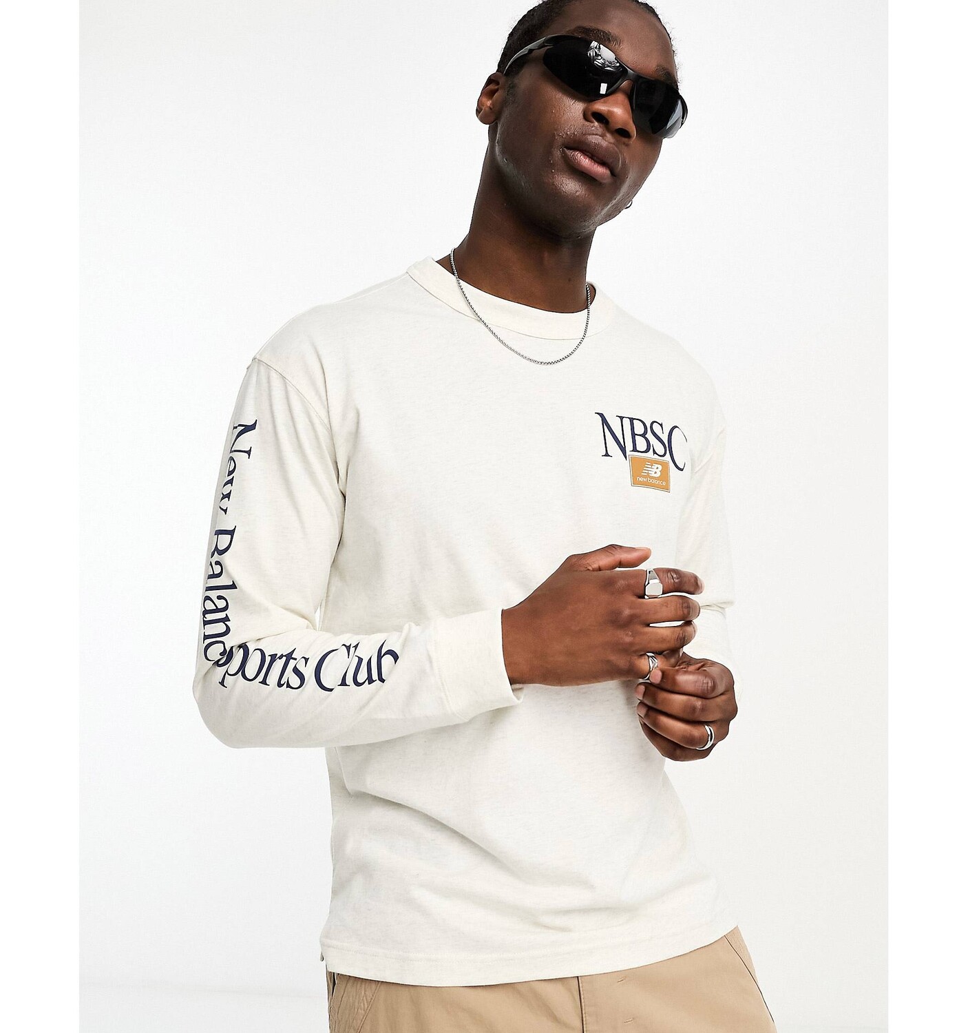 

New Balance Athletics NB Sports Club Longsleeve бежевый