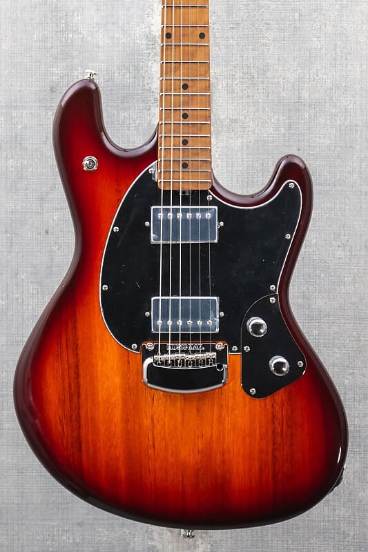 

Электрогитара Ernie Ball Music Man StingRay RS Burnt Amber