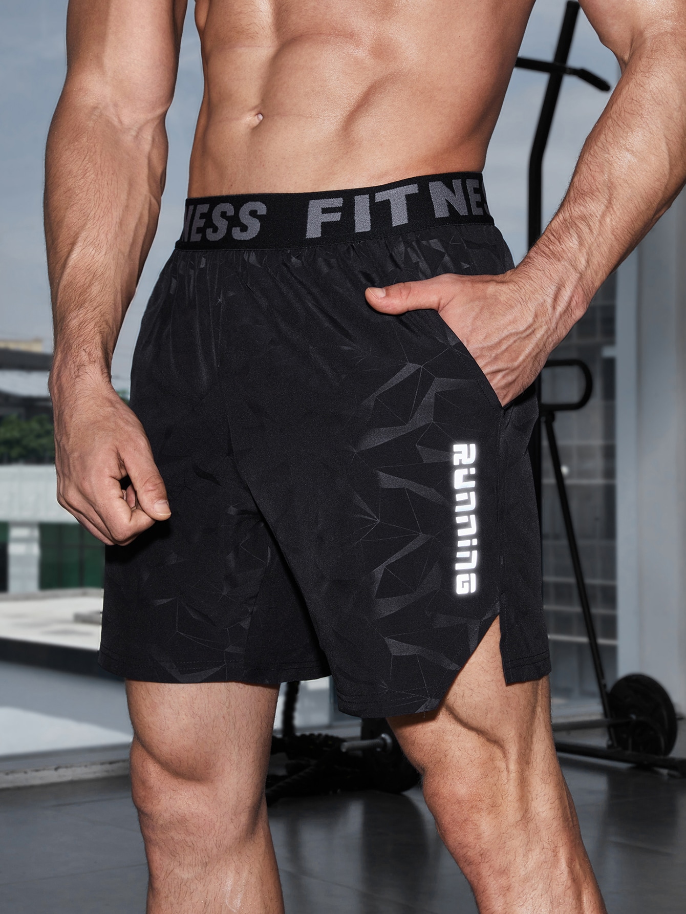 Мужские спортивные шорты с карманами SHEIN Fitness с буквенным принтом, черный