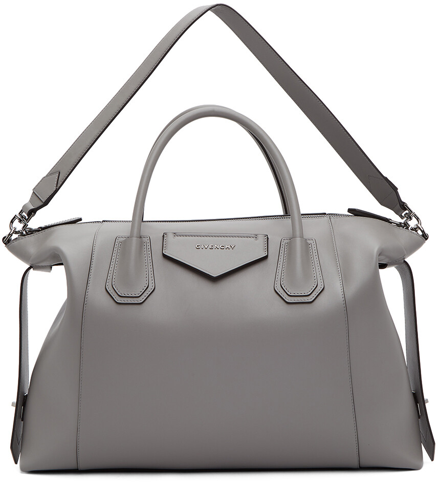 

Серая мягкая сумка Antigona среднего размера Givenchy