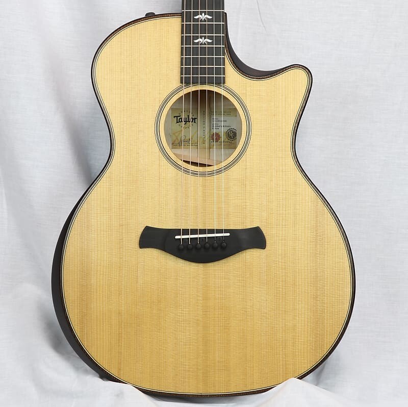 

Электроакустическая гитара Taylor 614ce Builder's Edition Natural Maple Builder's Edition 614ce