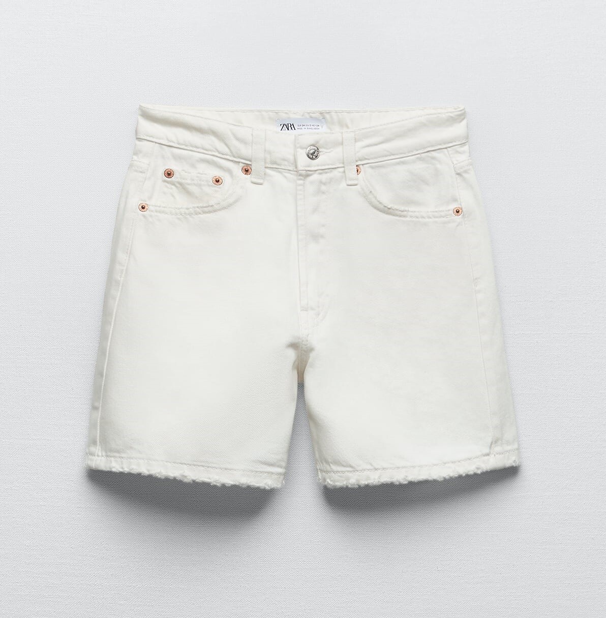 

Шорты Zara Trf Regular Fit Mid-rise Bermuda, белый