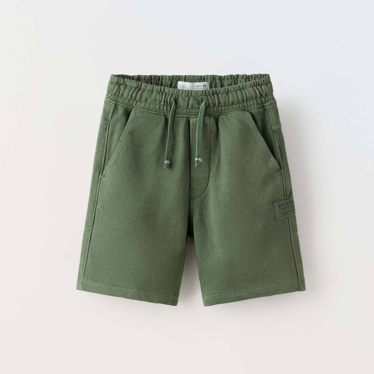 Шорты Zara Garment Dyed Plush Bermuda, зеленый шорты zara plush bermuda with bow and ruffles сиреневый