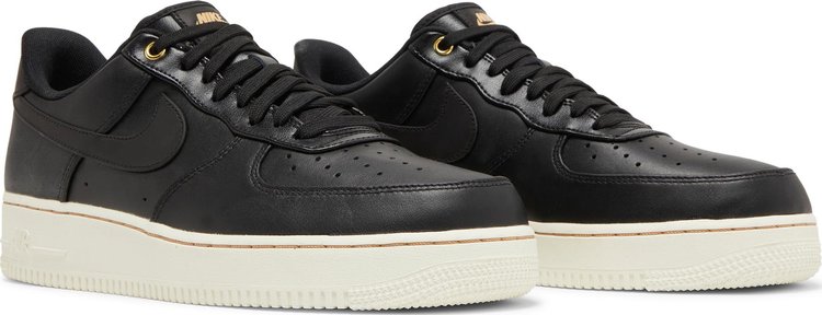 Nike air force 1 black 2024 with gold