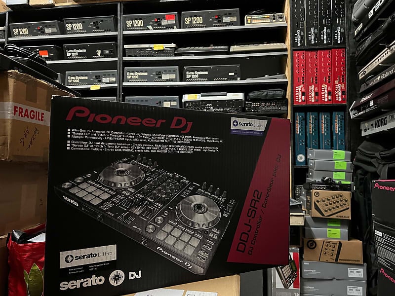 

Портативный двухканальный контроллер Pioneer DDJ-SR2 для Serato DJ DDJ SR 2, новинка //ARMENS DDJ-SR2 Portable 2-channel Controller for Serato DJ