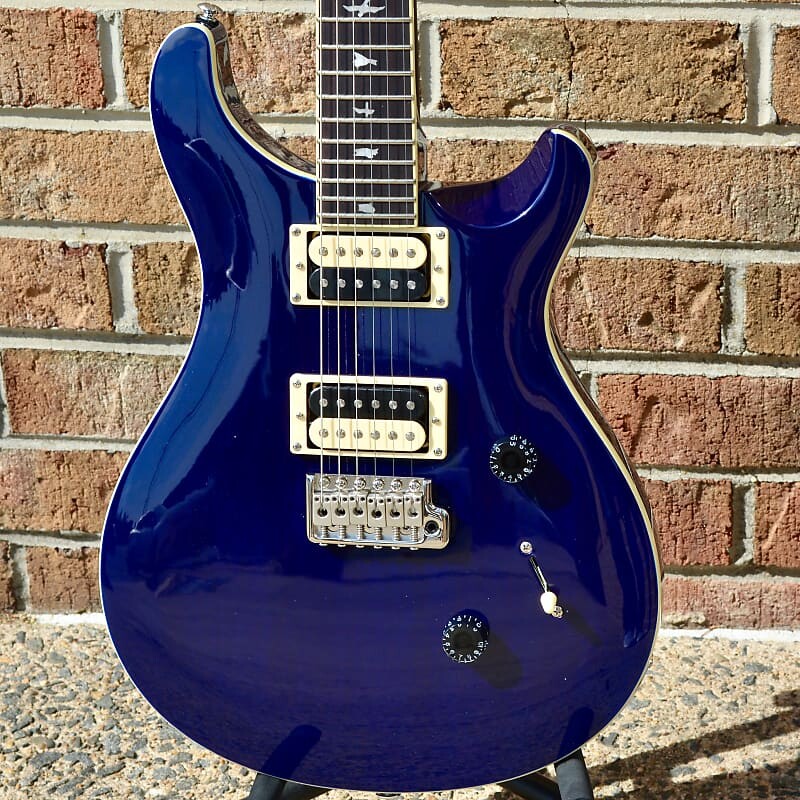 

PRS SE Standard 24 Полупрозрачный синий SE Standard 24 Translucent Blue