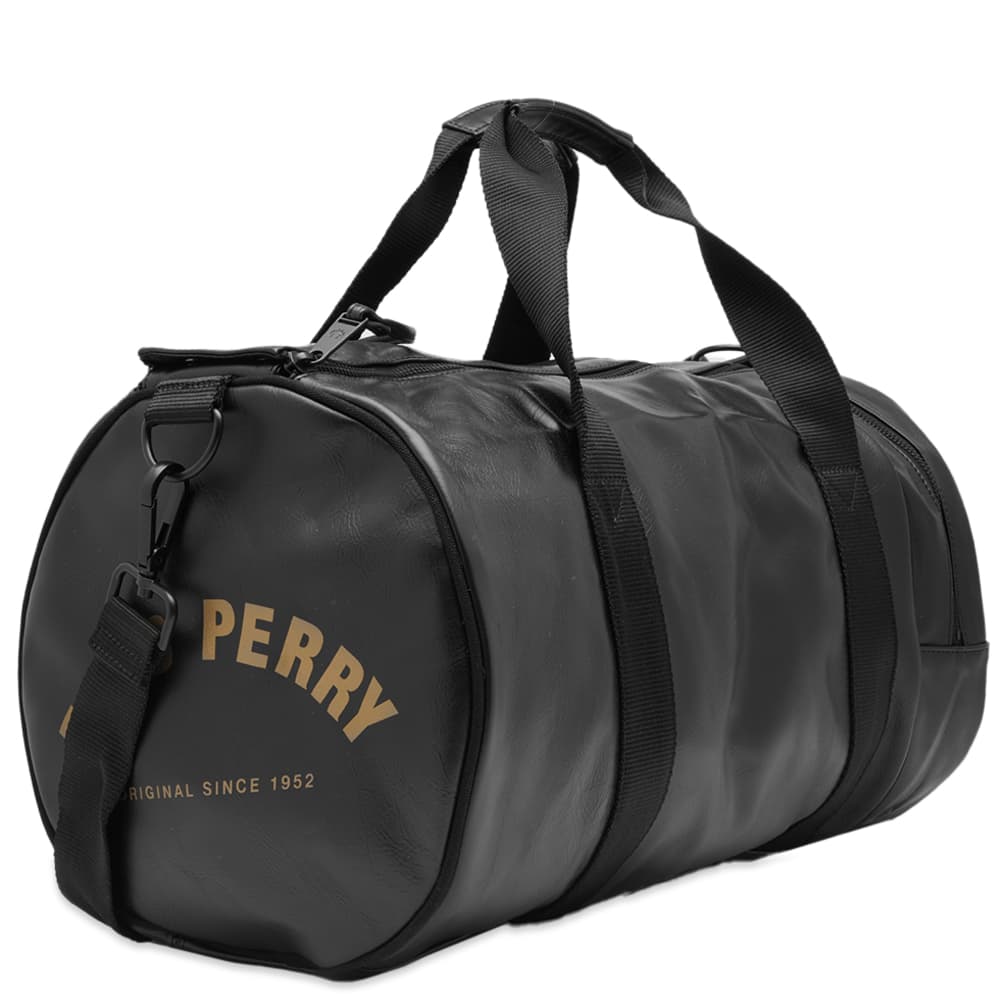 Сумка Fred Perry Tonal Barrel Bag, черный fred perry сумка через плечо
